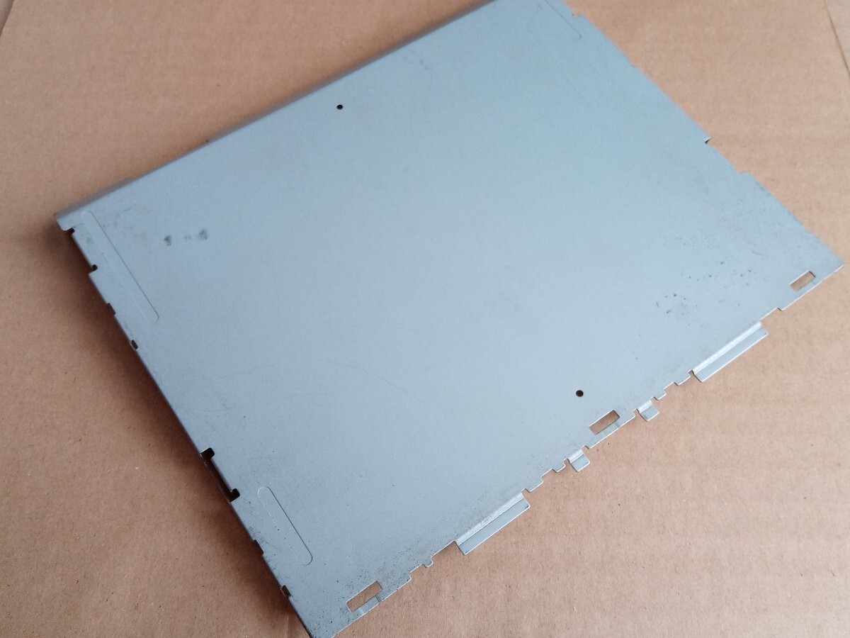 ☆希少 廃盤品!楽ナビ DVDナビ carrozzeria カロッツェリア AVIC-DRZ90 80 09 99等 上部のプレート 蓋 良品!☆拍卖