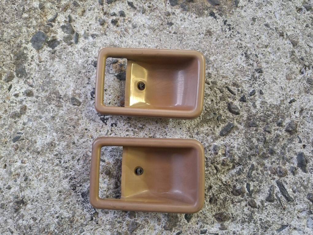 KE70 カローラ リアドアハンドル部内装 No.32拍卖