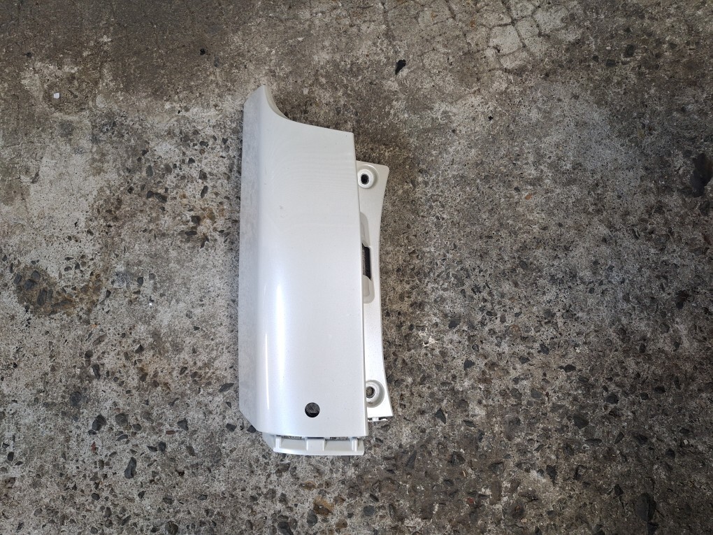 ZRR80W ノア リアバンパー左側アッパーカバーコーナーパネル No.mac拍卖