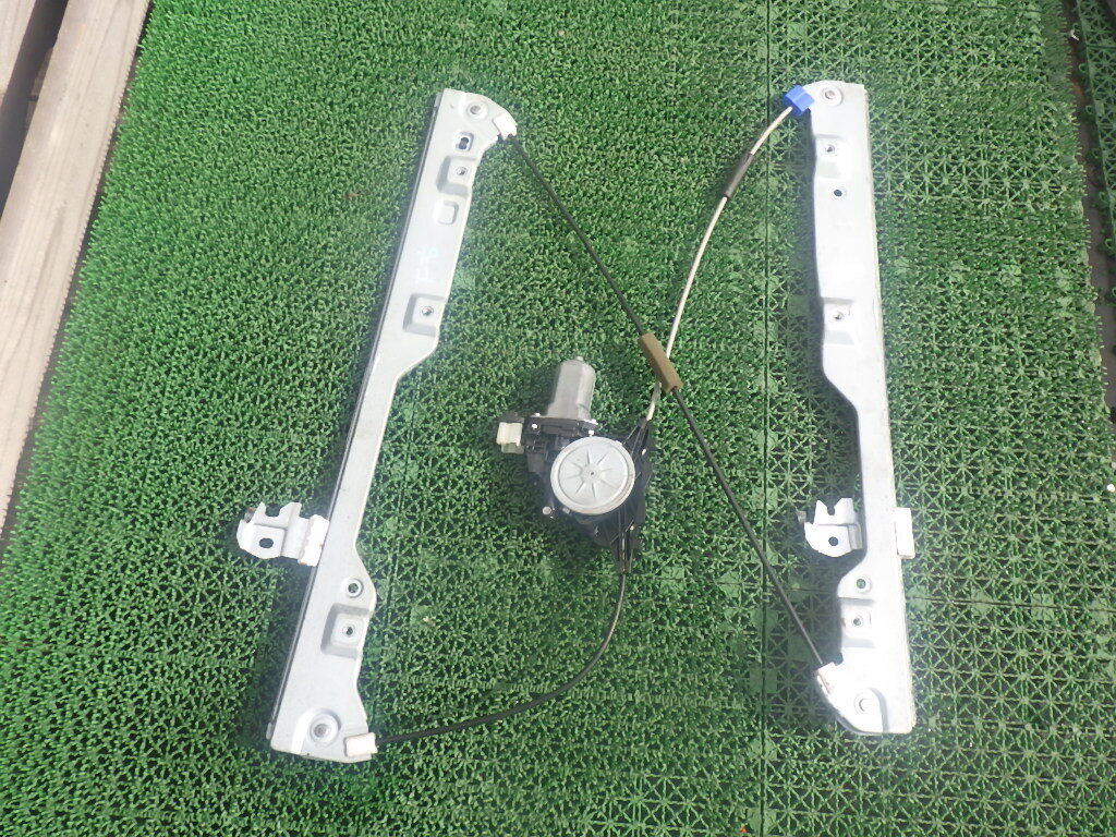 セレナ HFC26 FC26 HC26 NC26 右 フロント レギュレーター拍卖