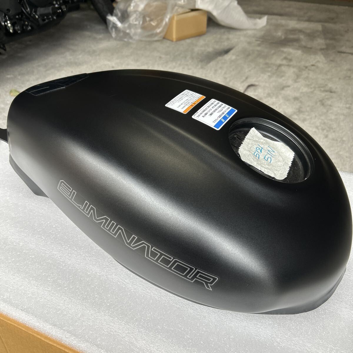 ☆美品☆kawasaki エリミネーター400(EL400AーAV) 純正ガソリンタンク メタリックフラットスーパーブラック拍卖