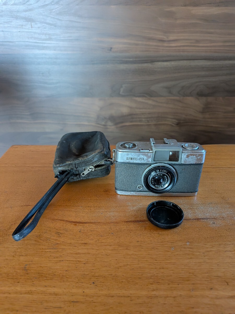 OLYMPUS-PEN 初代  フィルムカメラ オリンパス 純正ケース付き ジャンク ペン拍卖