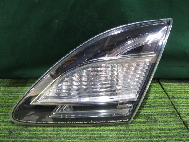 アテンザ DBA-GH5FS 右フィニッシャーパネル 25S G33H-51-3F0F【岐阜発】拍卖