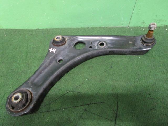 デイズルークス DBA-B21A 右Fロアアーム ハイウェイスター X 54501-6A00G【岐阜発】拍卖