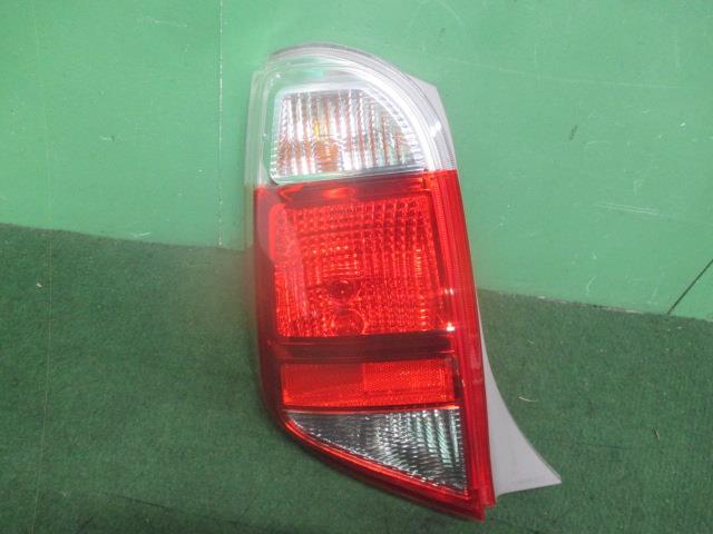 ライフ DBA-JC1 左テールランプ C 33550-SZH-J51【岐阜発】拍卖