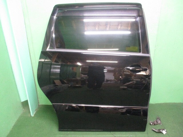 エスティマ DBA-ACR55W 右RドアASSY アエラス 4WD 7人 67004-28570【岐阜発】拍卖