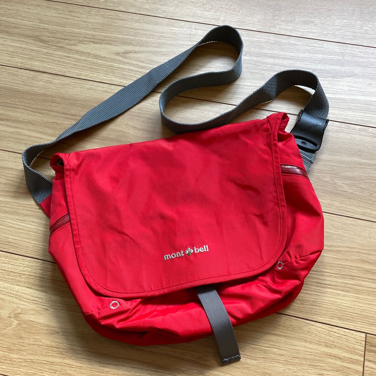 mont-bell メッセンジャーバッグ拍卖