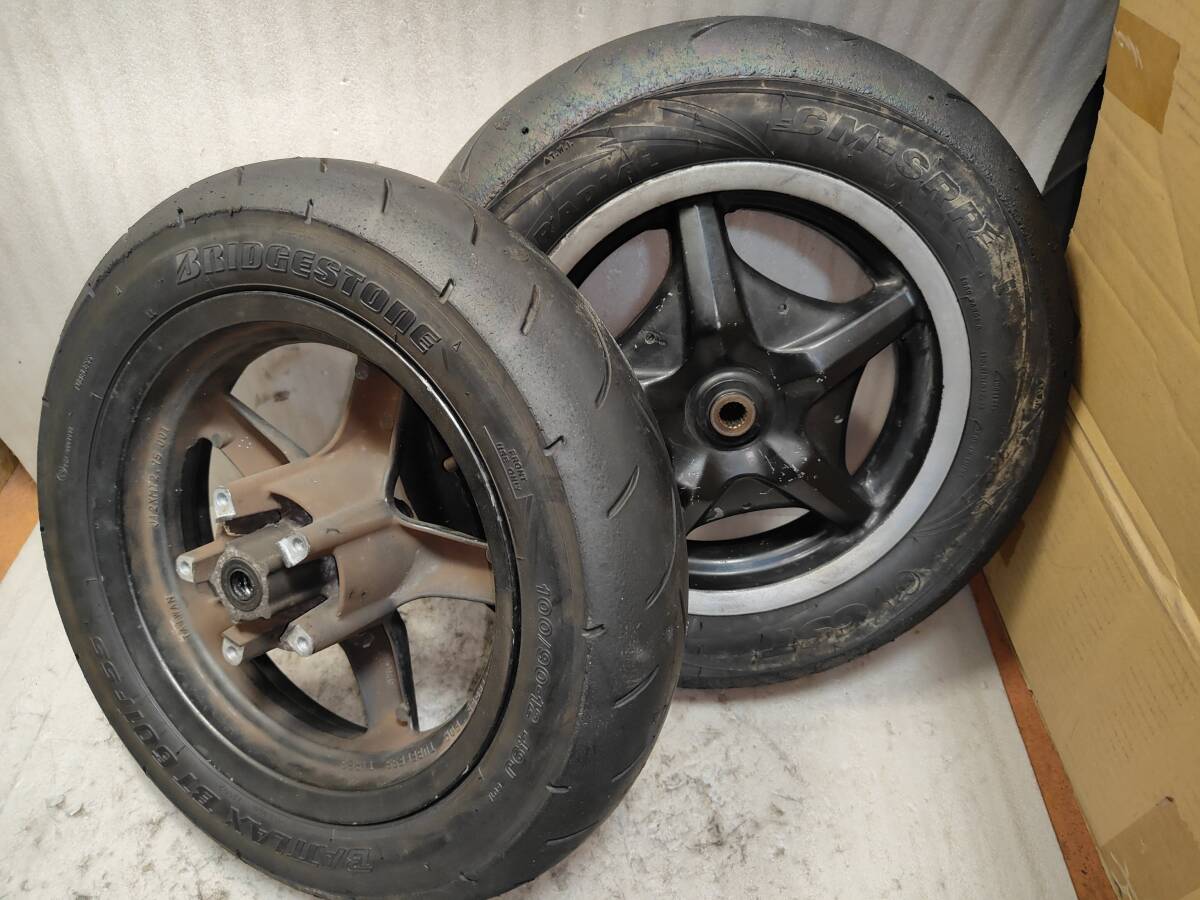 1型から3型 シグナスX 純正前後ホイール 古いけどハイグリタイヤ付き拍卖