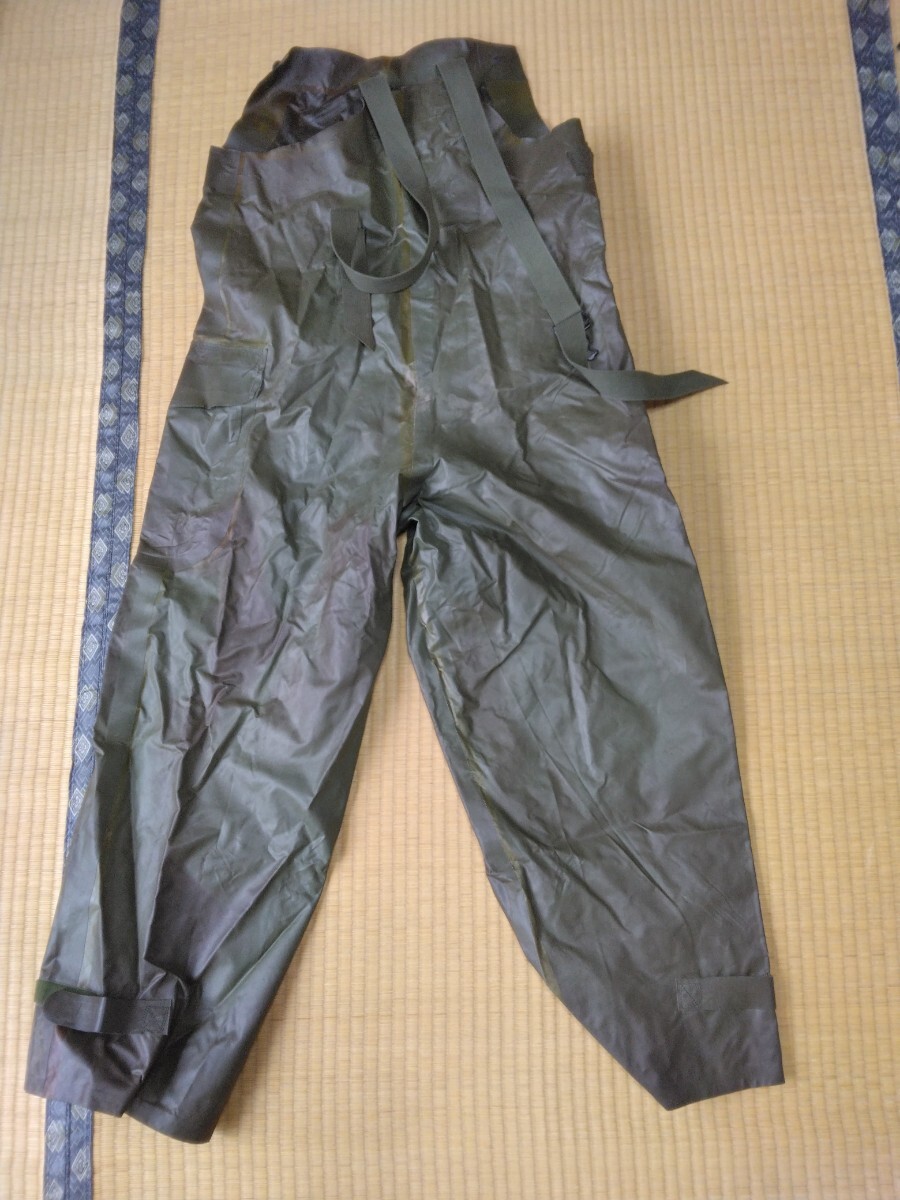 送料込 アメリカ軍 US ミリタリー ゴム引き オーバーオール OD wet weather 中古拍卖