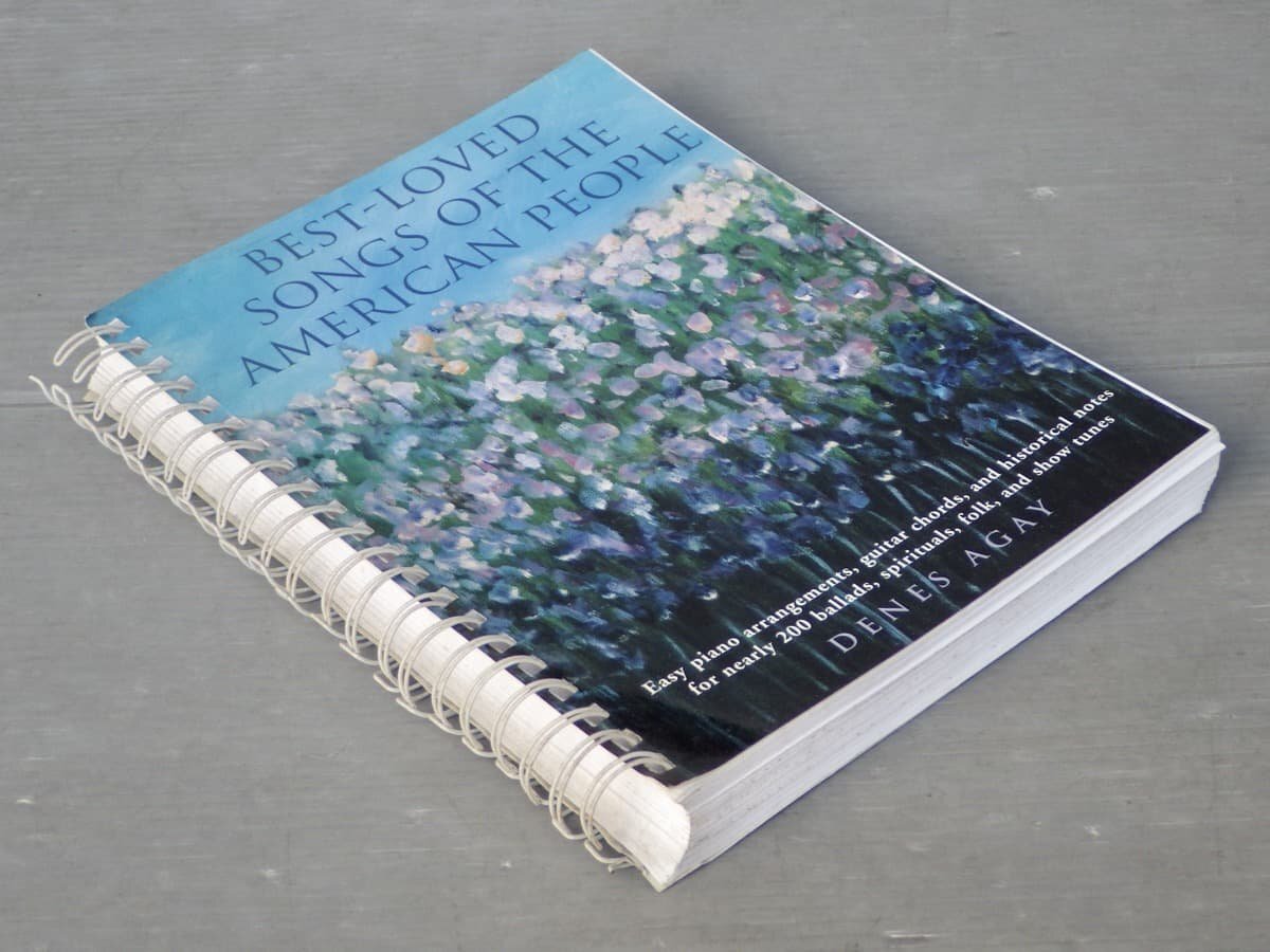 【洋書 楽譜】BEST-LOVED SONGS OF THE AMERICAN PEOPLE◆DENES AGAY 編◆アメリカ民謡/フォーク◆ピアノ/ギター拍卖