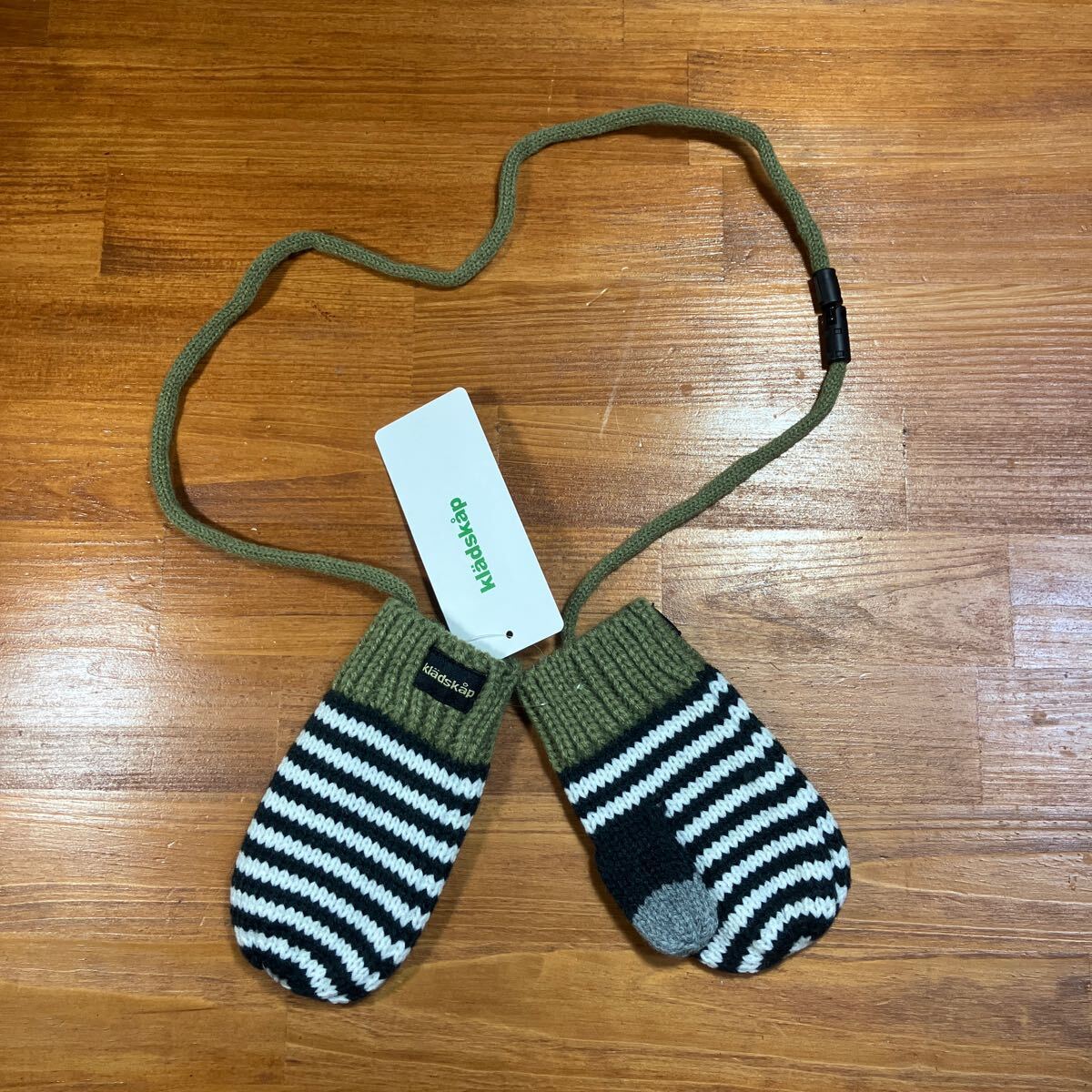 【送料無料/新品】kladskap クレードスコープ ボーダー配色ニット手袋 ミトン型 ベビー拍卖