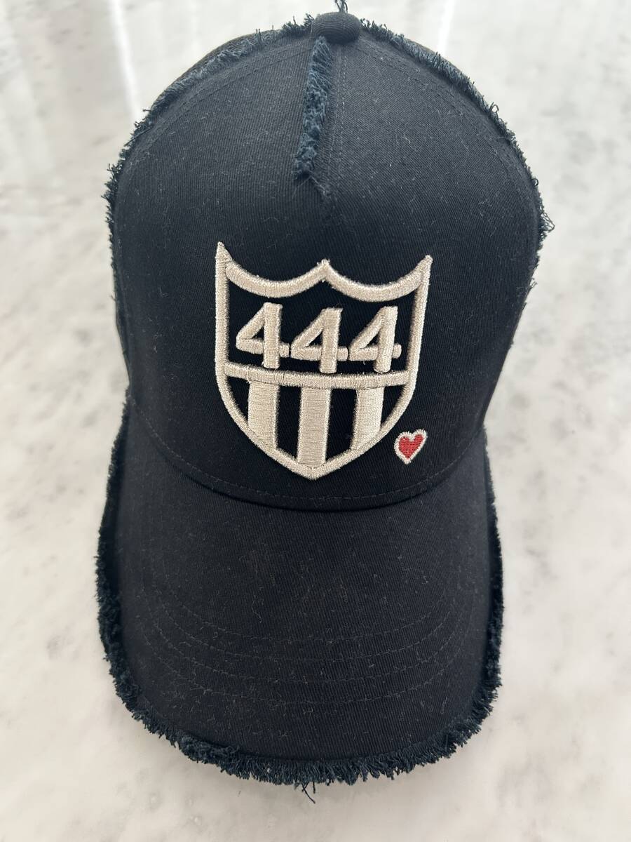 ★新品未使用タグ付き★【YOSHINORI KOTAKE DESIGN】キャップ・ブラック・444エンブレム/ハート/ForEver刺繍拍卖