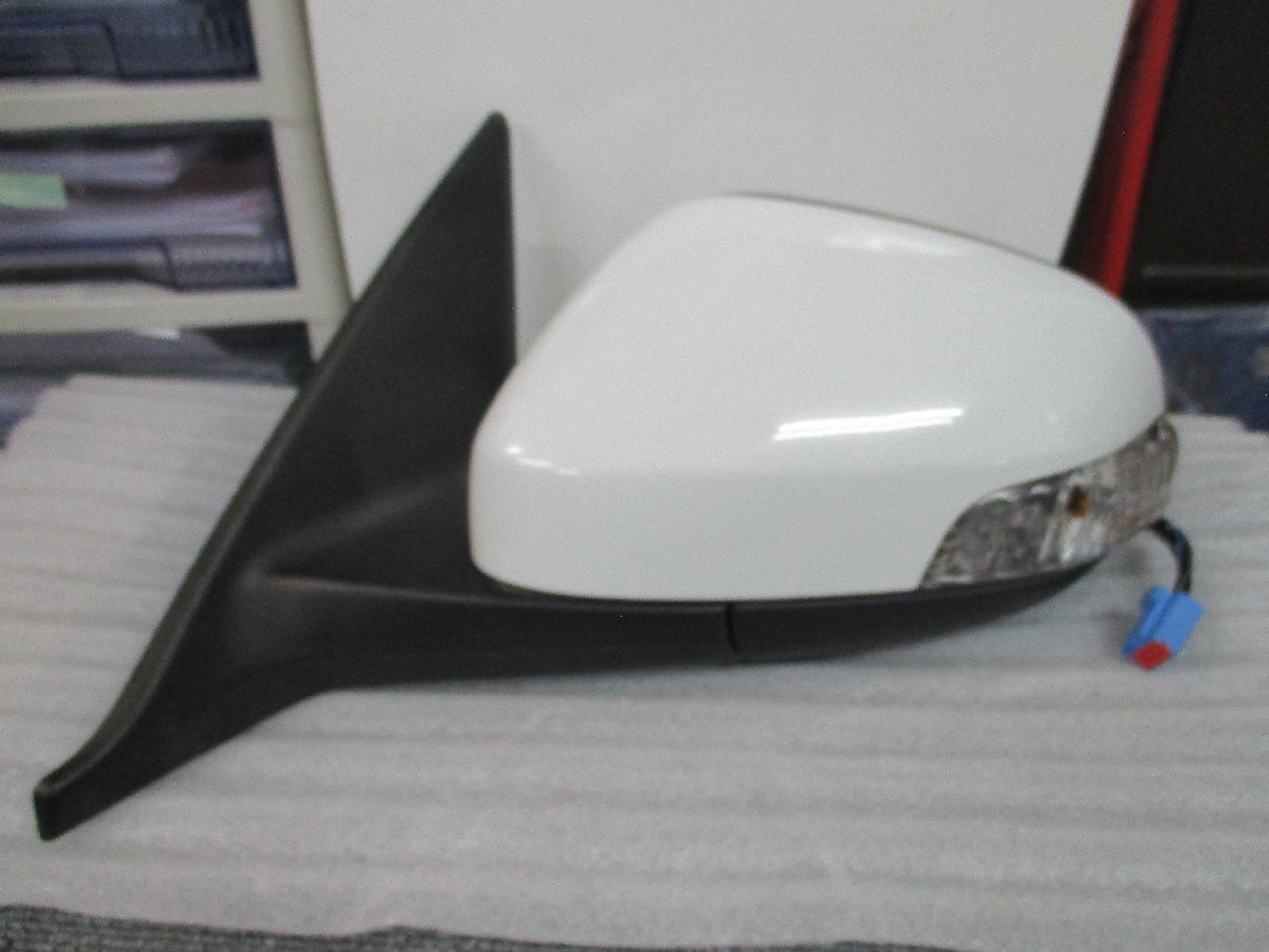 ★ボルボV50 クラシック MB4204S 左電格ウインカー付き ドアミラー 純正【送料込み】拍卖
