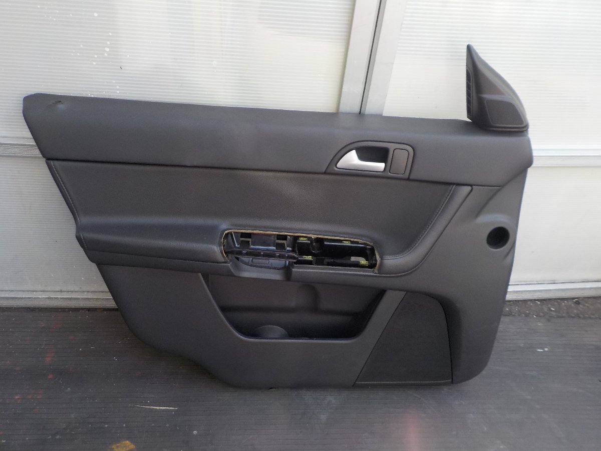 ★ボルボ V50 MB4204S 左フロントドア 内張り 39806531 純正 拍卖