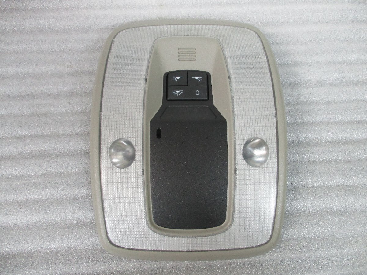 ★ボルボ V50 MB4204S ルームランプ 39806308 純正 【送料込み】拍卖
