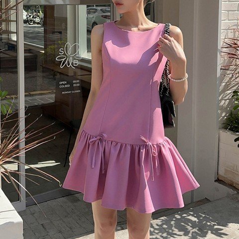 ミニワンピース ノースリーブ 袖なし ショートワンピース 裾フリル かわいい お出かけ レディース フリー ピンク拍卖