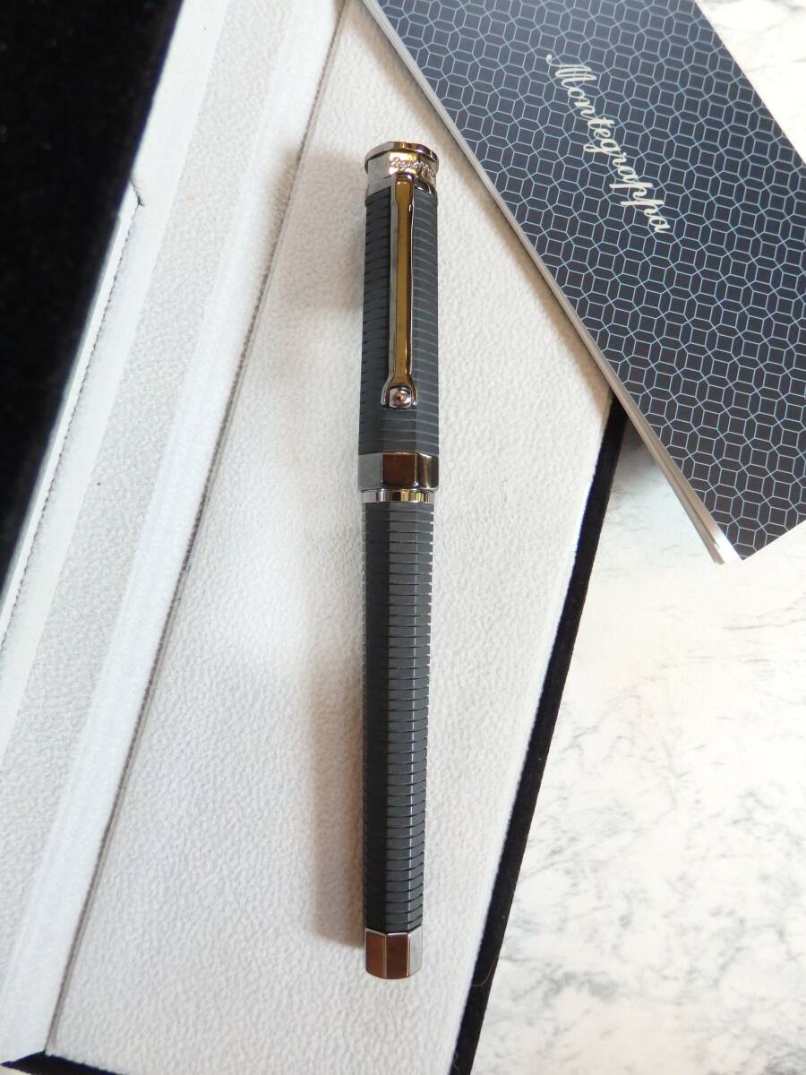 ◆ 【ほぼ未使用】【送料410円~】 モンテグラッパ万年筆 ネロウーノ リネア ペン先:18K 750ソリッドゴールド F拍卖