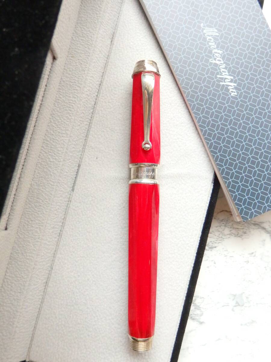 ◆【きれいな良品】【送料410円】モンテグラッパ エンブレマ レッド シルバートリム 万年筆 ペン先:18K 750 ソリッドゴールド B拍卖