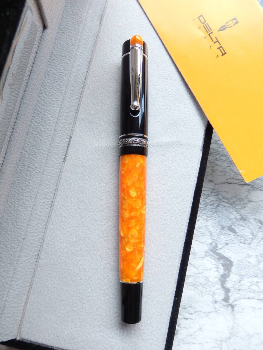 ◆【上物】【送料410円】デルタ W`e ドルチェビータ ペン先:14K585ソリッドゴールド F 拍卖