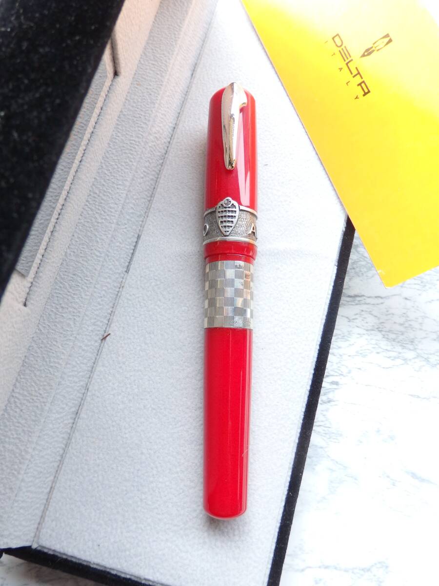 ◆【良品】【送料440円】デルタ 万年筆 トロフェオ・ジュリエッタ・アルファロメオ アルファ・レッド ペン先:18K750ソリッドゴールド M拍卖