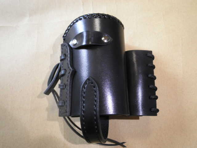 栃木レザー製サドルレザーブラック ドリンクホルダーB ハーレー アメリカン バイク拍卖