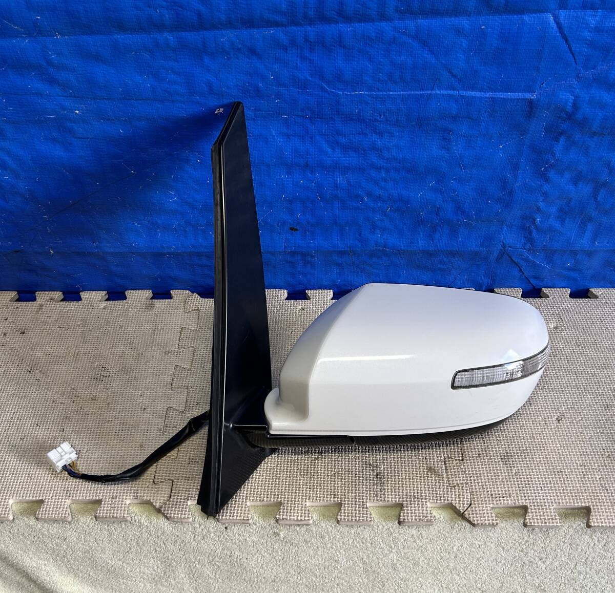 エリシオン RR2 RR1 H18年 左ドアミラー カラーナンバー NH683P カプラー1個9ピン 刻印 J7拍卖