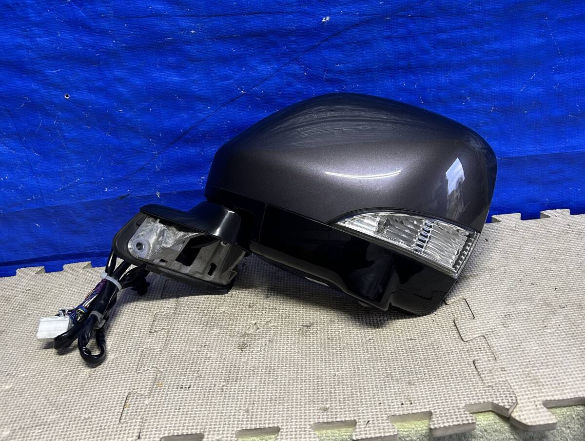 エルグランド TE52 E52 H25年 左ドアミラー カラーナンバー KAV カプラー1個17ピン 刻印 JB カメラ付き ジャンク拍卖