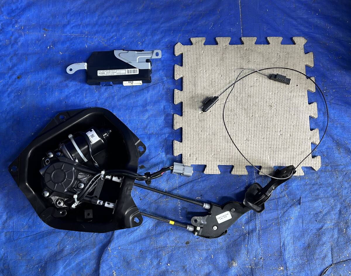 セレナ FC26 C26 H23年 左オートパワースライドドアモーター コントロールユニット付 1C12拍卖