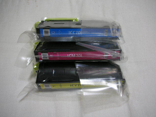 ★新品 EPSON エプソン 純正 インク カートリッジ ICC70L シアン ICM70L マゼンタ ICY70L イエロー 3個セット★拍卖