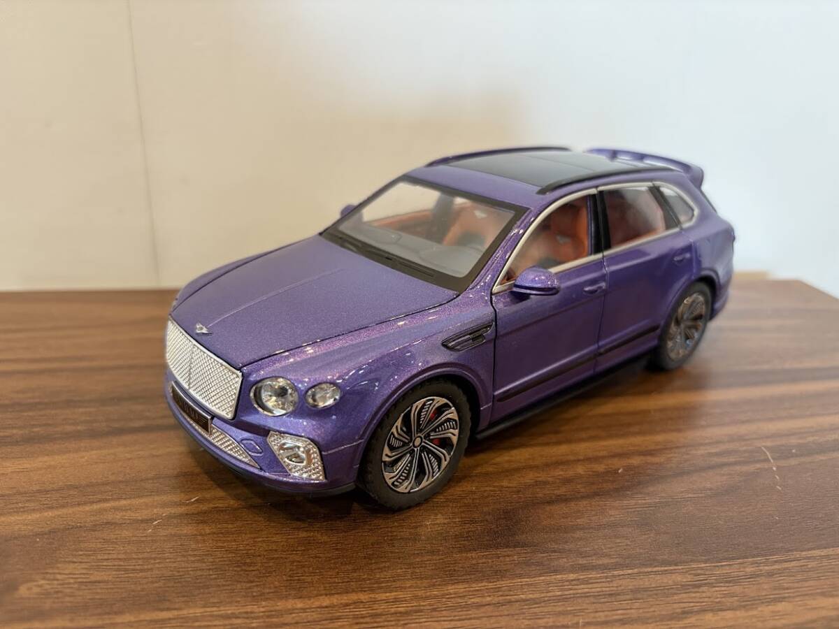 ◆ BENTLET Bentayga 1:24スケール プルバックカー ミニカー 中古品!! ◆拍卖