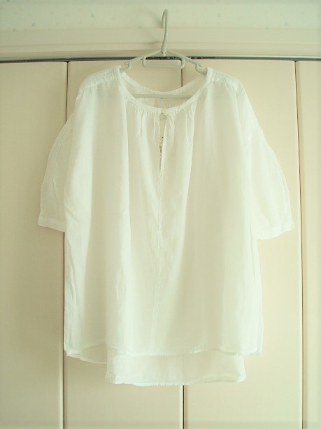 サマンサモスモス★ボイルクルーネックブラウス・オフホワイト★タグ付き拍卖