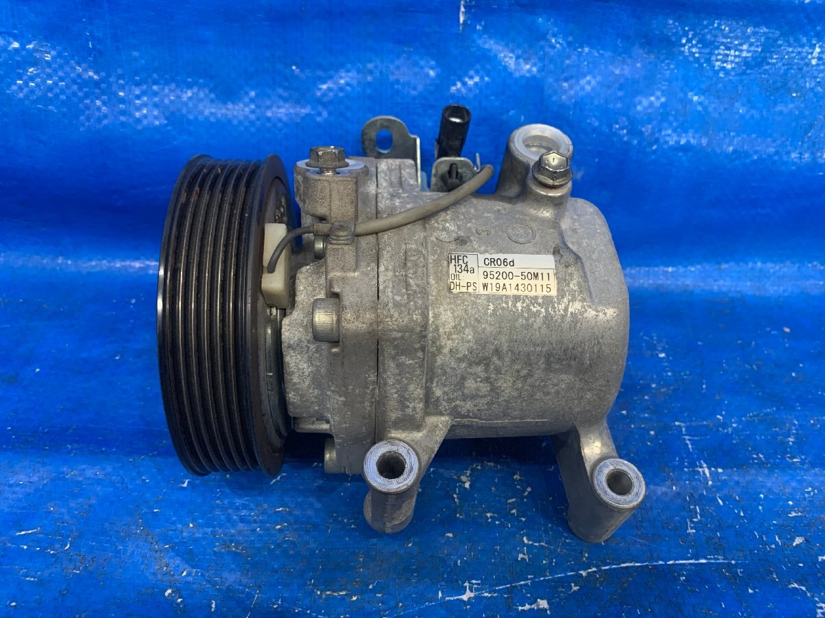 MH34S ワゴンR コンプレッサー HFC134a 走行 63.406km 品番 95200-50M10 年式H24/12 カラー/Z7T 棚 コンプレッサー置き場 700455拍卖