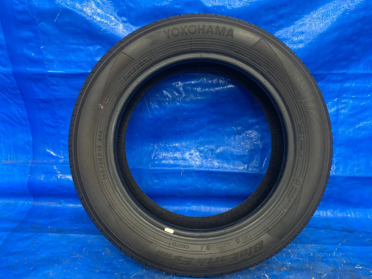 中古タイヤ③ 1本 シボレークルーズ,ソリオなど 165/65R15 YOKOHAMA ヨコハマ ブルーアースES32 2025年製 6部山 棚 9 701053拍卖
