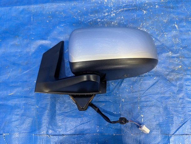 デイズ B43W 左ドアミラー/サイドミラー 品番96302-7MA5A 年式R2/12 グレードX カラー№U25 カプラー5P 10B2 700919拍卖