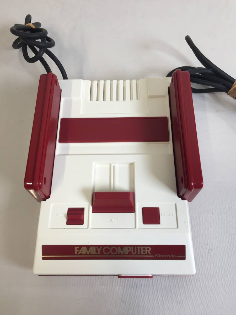 XY-397 ニンテンドークラシックミニ ファミリーコンピュータ本体 CLV-101拍卖