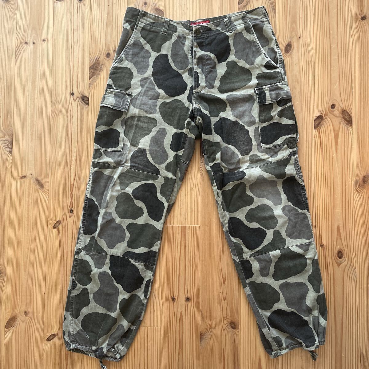 シュプリーム サイズ32 カモフラ 迷彩 カーゴパンツ拍卖