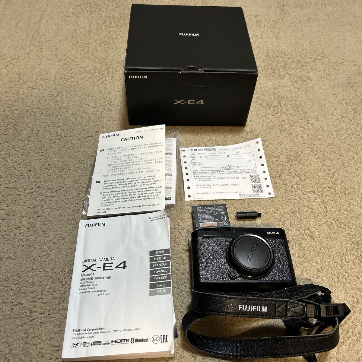 美品 フジフイルム FUJIFILM X-E4 ボディ ブラック X-E4-B ミラーレス一眼 2021年購入 富士フイルム ボディのみ拍卖