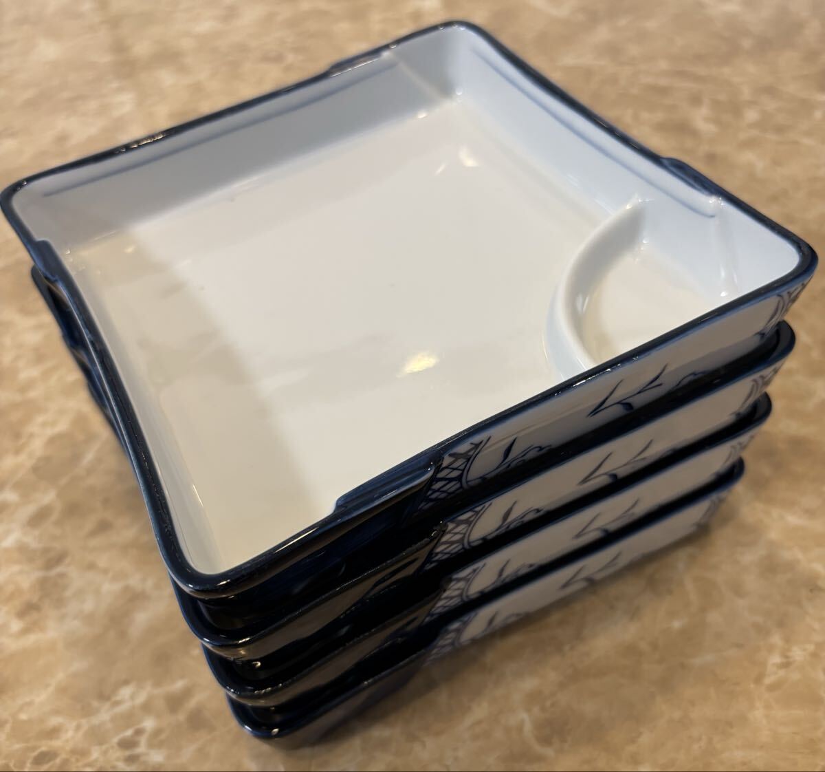 刺身 醤油入れ付 正方形 b品市 お造り 使い方色々 和食器 角皿 染付 旅館 餃子 薬味 拍卖