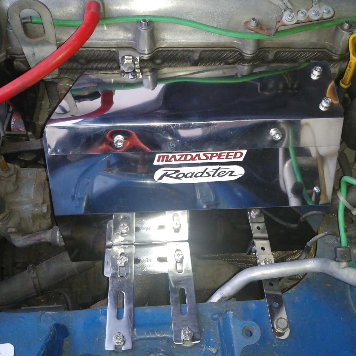 お買い得!!ロードスターNA6・8 鏡面加工ステンレス 遮熱板 ヒートシールド オマケ(マグネットステッカー)付き拍卖