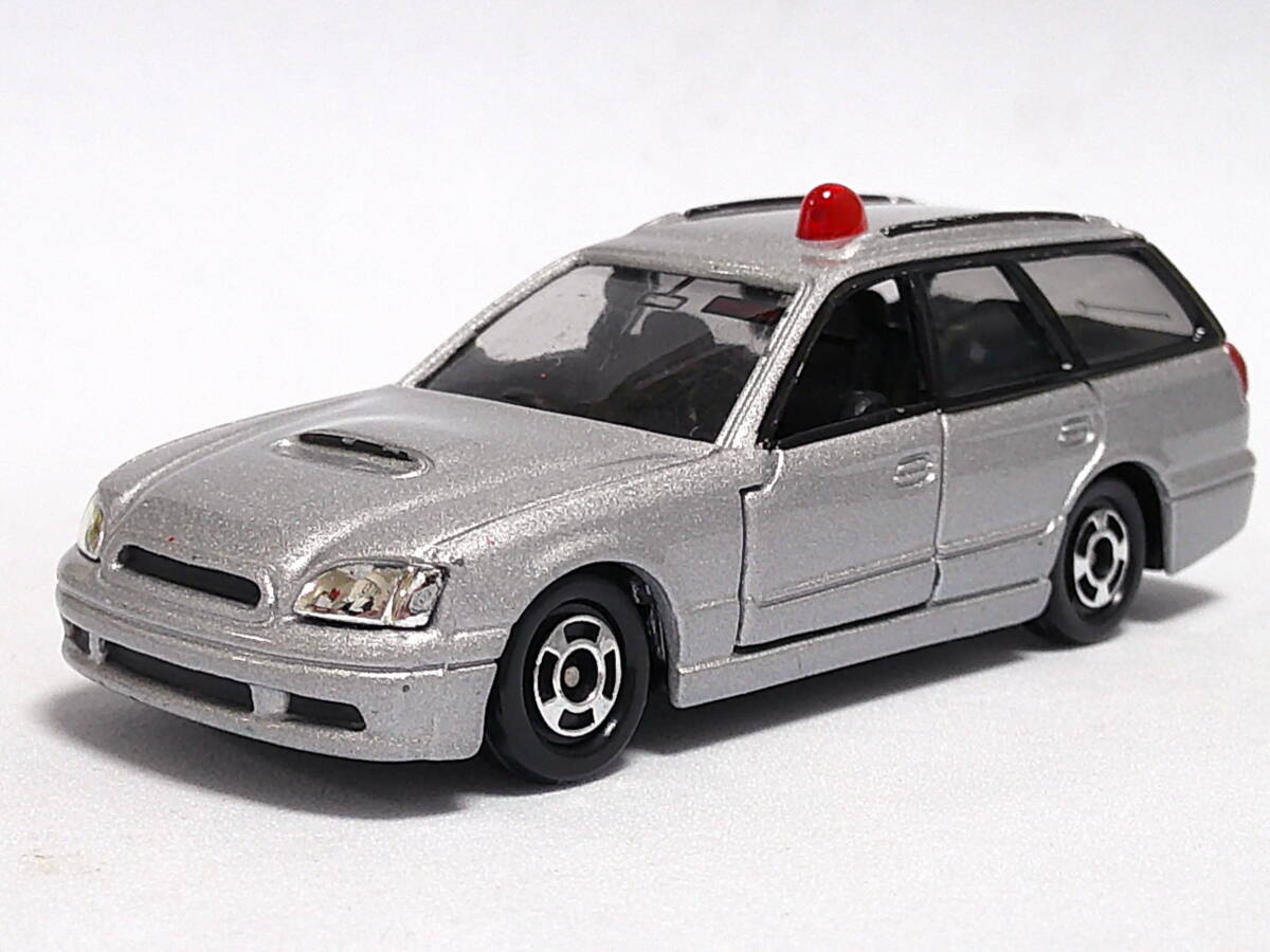 トミカ (銀) スバル レガシィ ツーリング ワゴン 覆面 パトカー <ルース> tomica No18拍卖