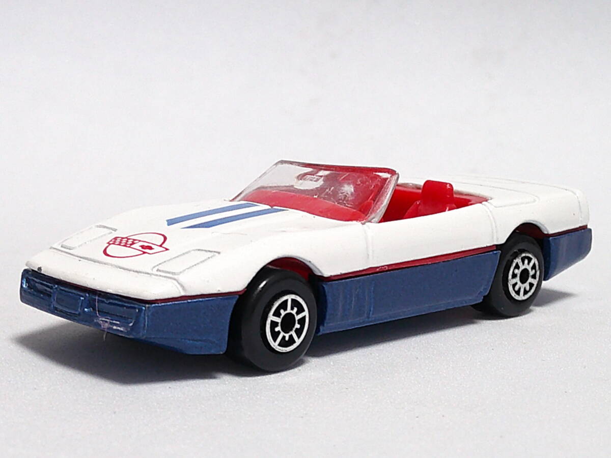 マイスト (白青) シボレー コルベット <ルース> Maisto拍卖