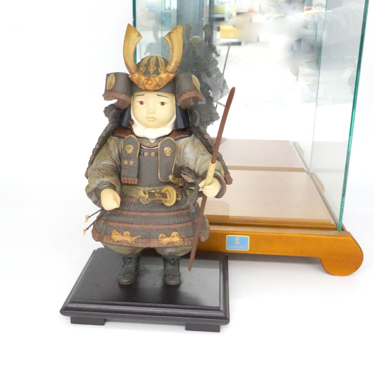 LLADRO リヤドロ 3500体限定品 初代 若武者 フィギュリン 男の子 兜 弓矢 子供の日 五月人形 陶器 置物 インテリア ケース付 1円~ T0337拍卖