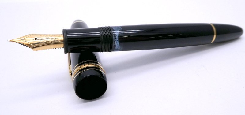 万年筆 MONTBLANC モンブラン マイスターシュテュック No146 ブラックxゴールド ペン先 4810 14K 585 EF 筆記用具 文房具 1円~ K0345拍卖