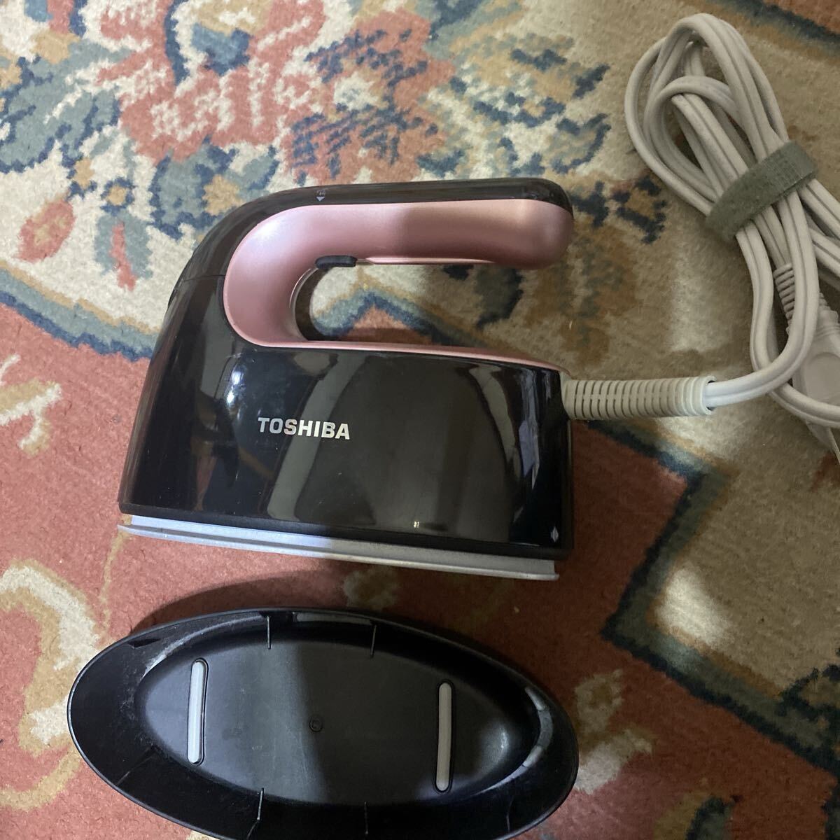 ハンディスチームアイロン TOSHIBA拍卖