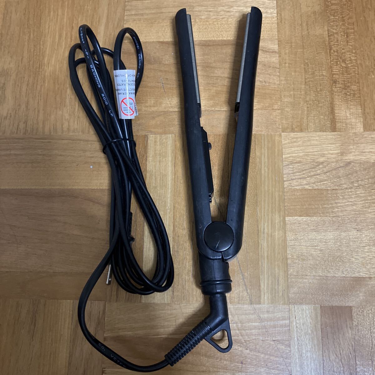 ヘアアイロン ストレートアイロン ホルダー付き拍卖