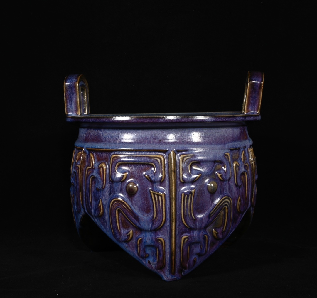 旧 宋 鈞窯 紫釉 怪物紋 双耳炉 唐磁 古陶磁器 陶芸 中国古美術 古賞物 古置物 唐物 S710拍卖