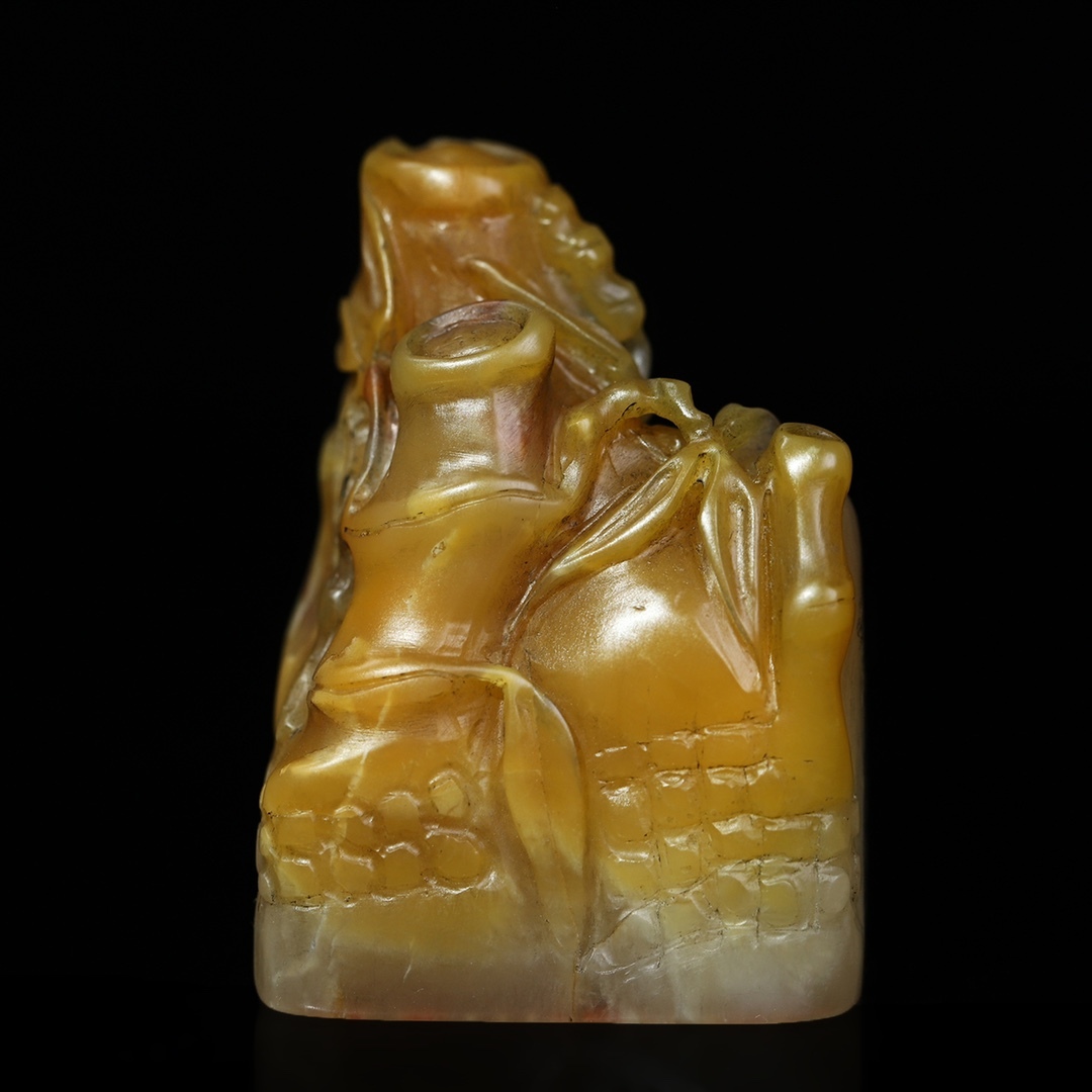 旧 清代 木箱蔵 寿山石田黄彫刻 【品竹】 竹節印鑑 文房具 中国古美術 古賞物 古置物 唐物 S710拍卖