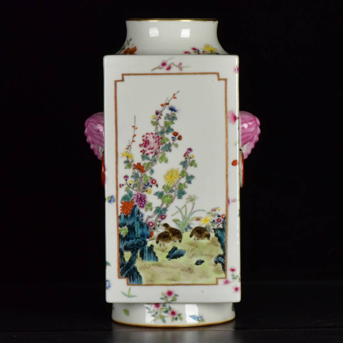 旧 清代 乾隆年制 粉彩花鳥紋 双獣耳四方天円地瓶 古陶磁器 陶芸 中国古美術 古賞物 古置物 唐物 K710拍卖