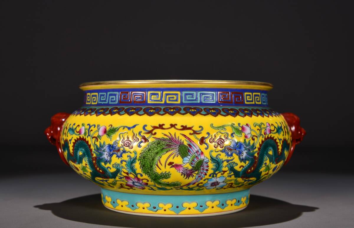 旧 清代 乾隆年制 黄地粉彩竜鳳紋獸頭水洗 唐磁 古陶磁器 陶芸 中国古美術 古賞物 古置物 唐物 K710拍卖