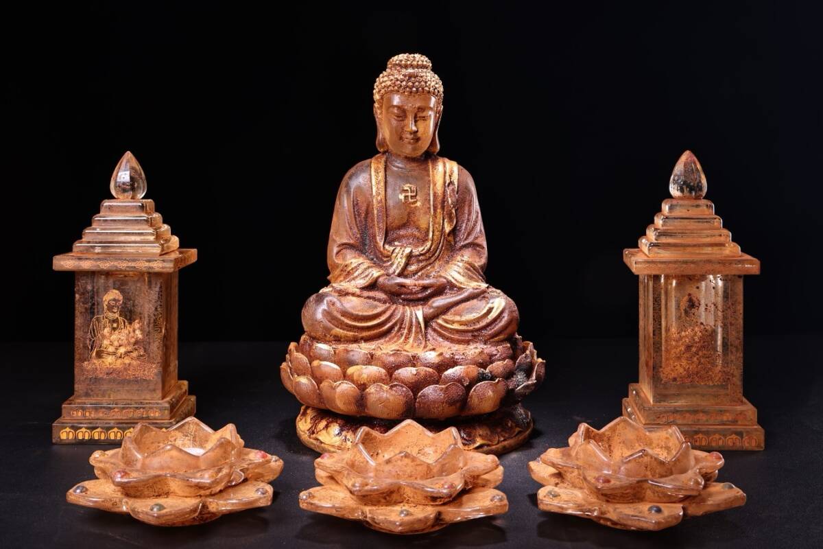 旧 清代 古寺院地宮出土 水晶雕刻描金 釋迦牟尼仏祖 舍利寶塔 置物 文房具 古賞物 中国古美術 唐物 K710拍卖